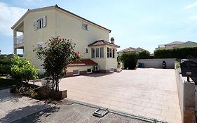 Nevistic Apartmani Trogir