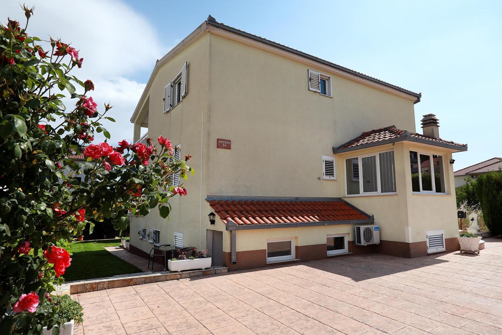 Nevistic Apartmani Trogir Kültér fotó